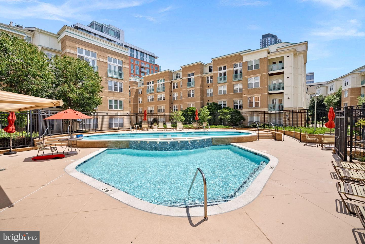 12000 MARKET ST #457, RESTON, Virginia 20190, 2 Bedrooms Bedrooms, ,2 BathroomsBathrooms,Residential,For sale,12000 MARKET ST #457,VAFX2286218 MLS # VAFX2286218