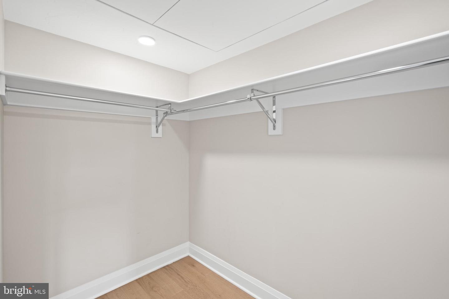 925 N FAIRFAX ST #406, ALEXANDRIA, Virginia 22314, 2 Bedrooms Bedrooms, ,1 BathroomBathrooms,Residential,For sale,925 N FAIRFAX ST #406,VAAX2053272 MLS # VAAX2053272 925 N FAIRFAX ST #406, ALEXANDRIA, Virginia 22314, 2 Bedrooms Bedrooms, ,1 BathroomBathrooms,Residential,For sale,925 N FAIRFAX ST #406,VAAX2053272 MLS # VAAX2053272