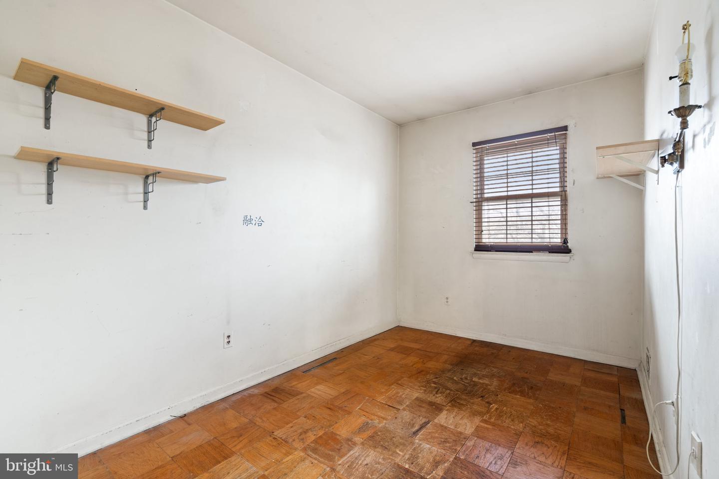 1004 COLONIAL AVE, ALEXANDRIA, Virginia 22314, 3 Bedrooms Bedrooms, ,1 BathroomBathrooms,Residential,For sale,1004 COLONIAL AVE,VAAX2053276 MLS # VAAX2053276