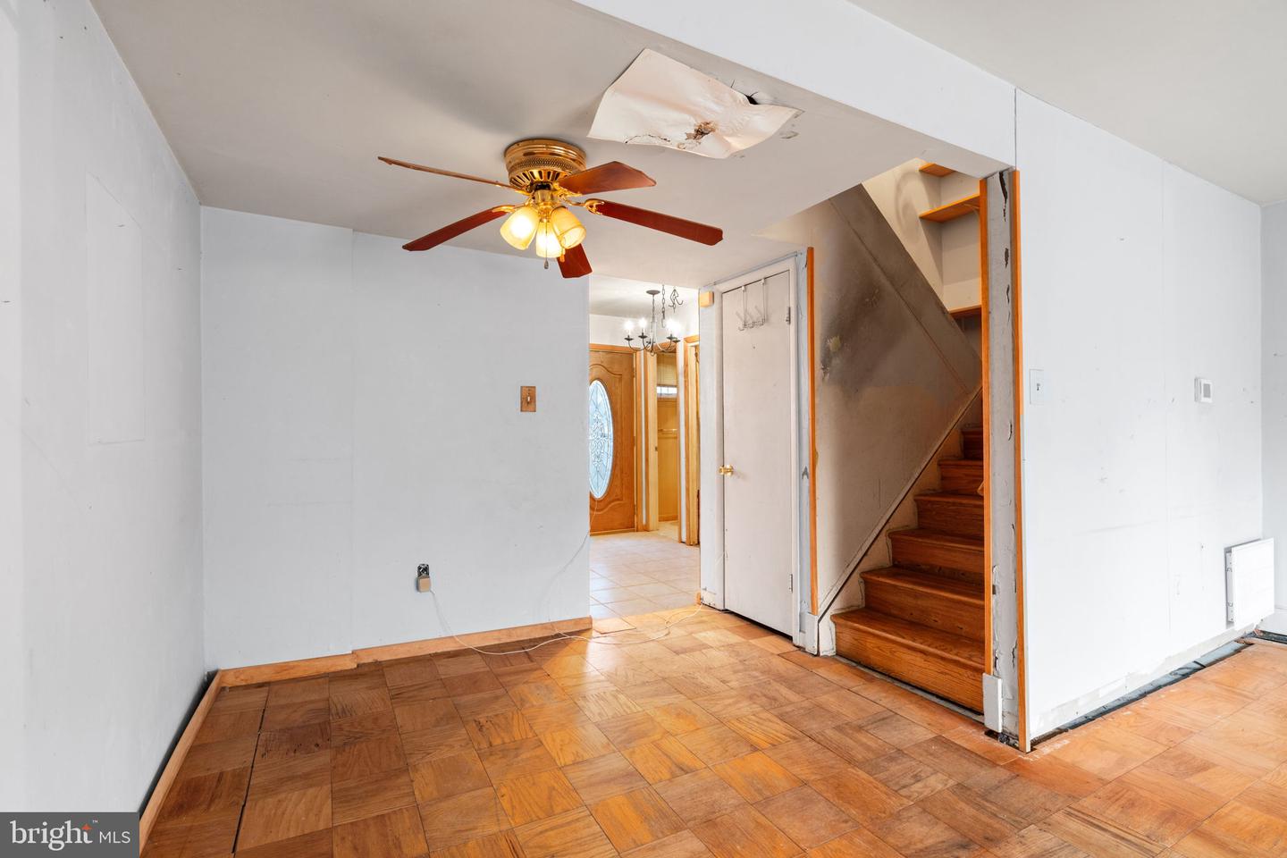 1004 COLONIAL AVE, ALEXANDRIA, Virginia 22314, 3 Bedrooms Bedrooms, ,1 BathroomBathrooms,Residential,For sale,1004 COLONIAL AVE,VAAX2053276 MLS # VAAX2053276