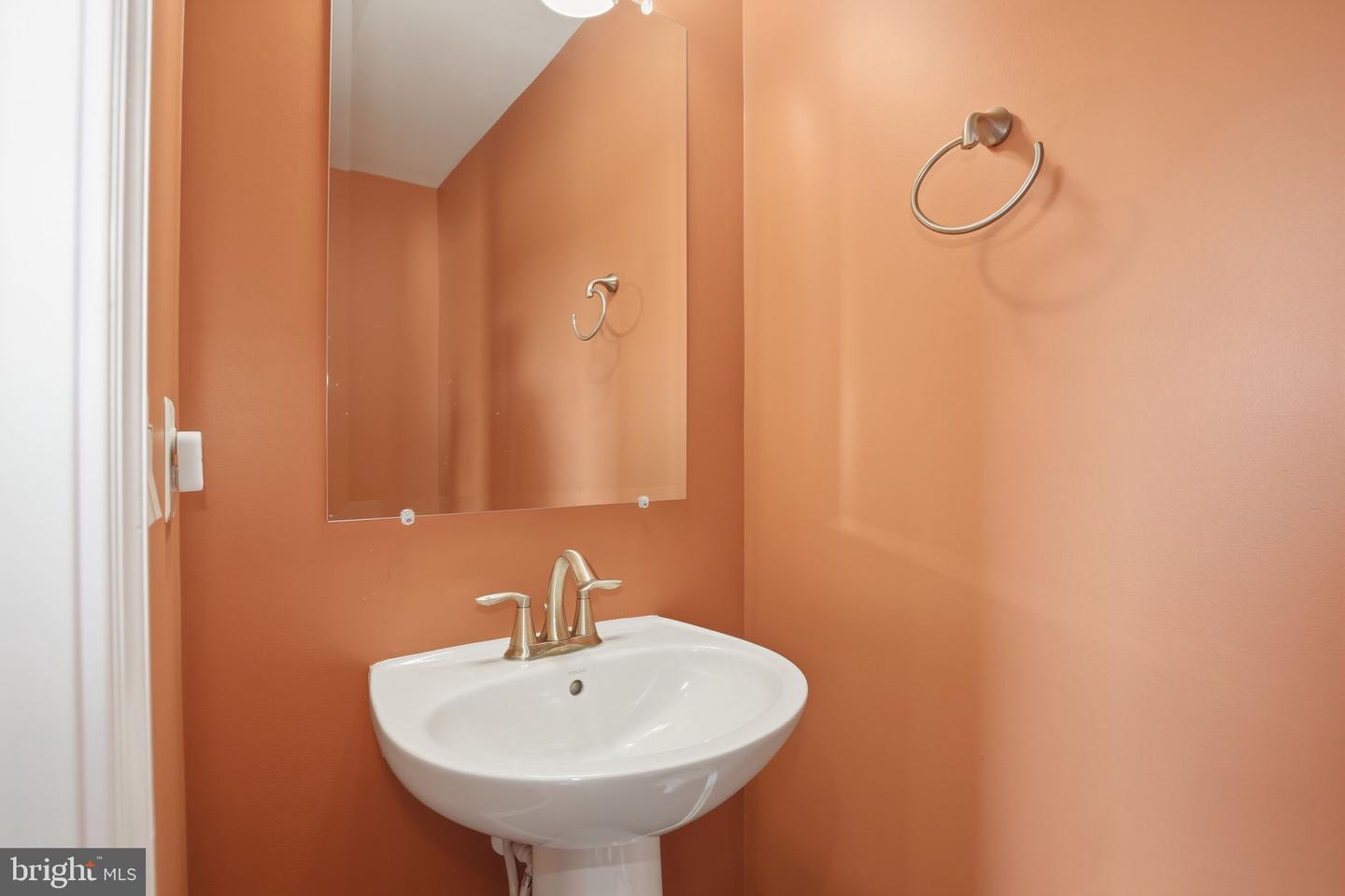 3122 ALAN SHEPARD ST, HERNDON, Virginia 20171, 4 Bedrooms Bedrooms, ,3 BathroomsBathrooms,Residential,For sale,3122 ALAN SHEPARD ST,VAFX2286230 MLS # VAFX2286230