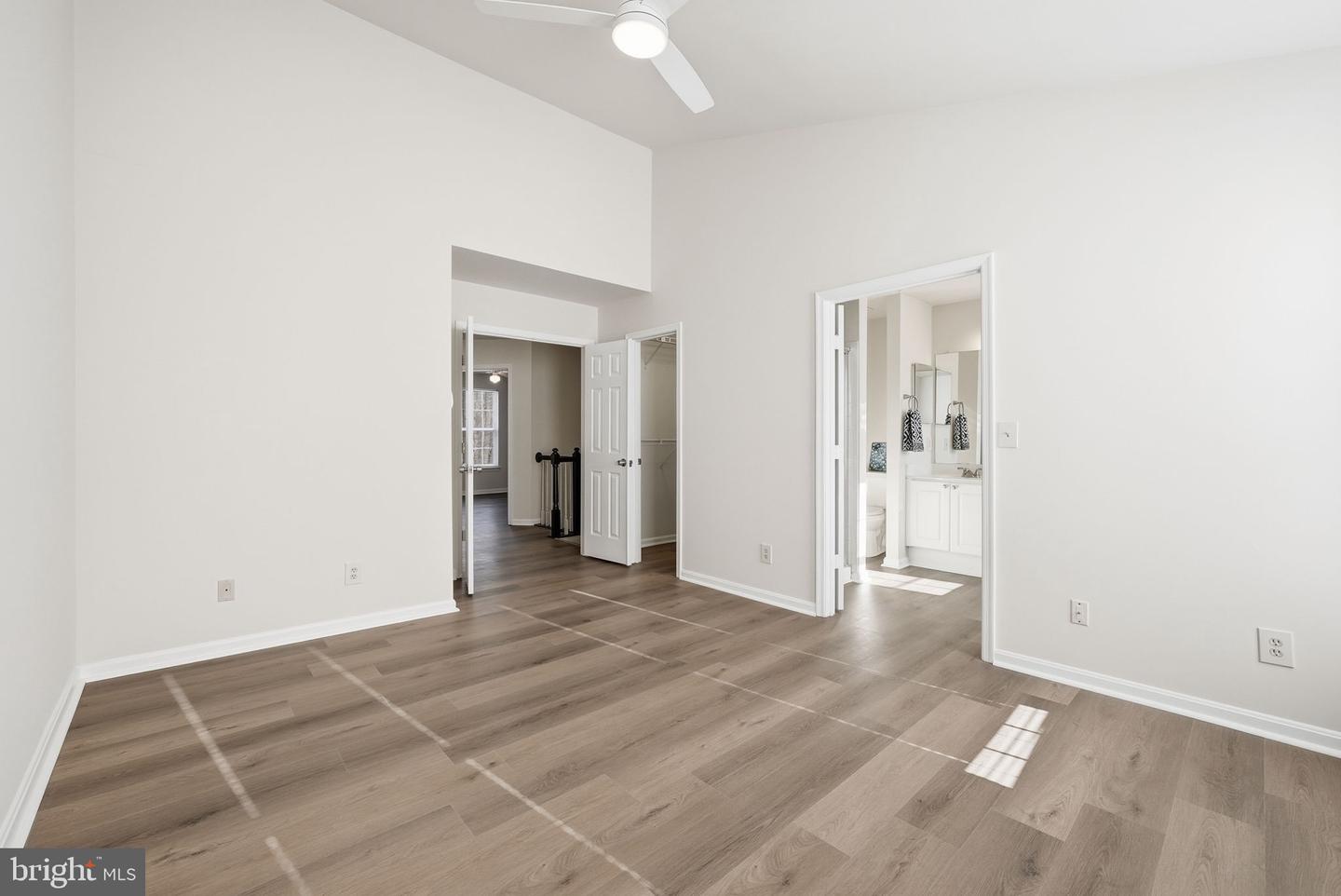 15461 PORT WASHINGTON CT, DUMFRIES, Virginia 22025, 4 Bedrooms Bedrooms, ,3 BathroomsBathrooms,Residential,For sale,15461 PORT WASHINGTON CT,VAPW2110728 MLS # VAPW2110728