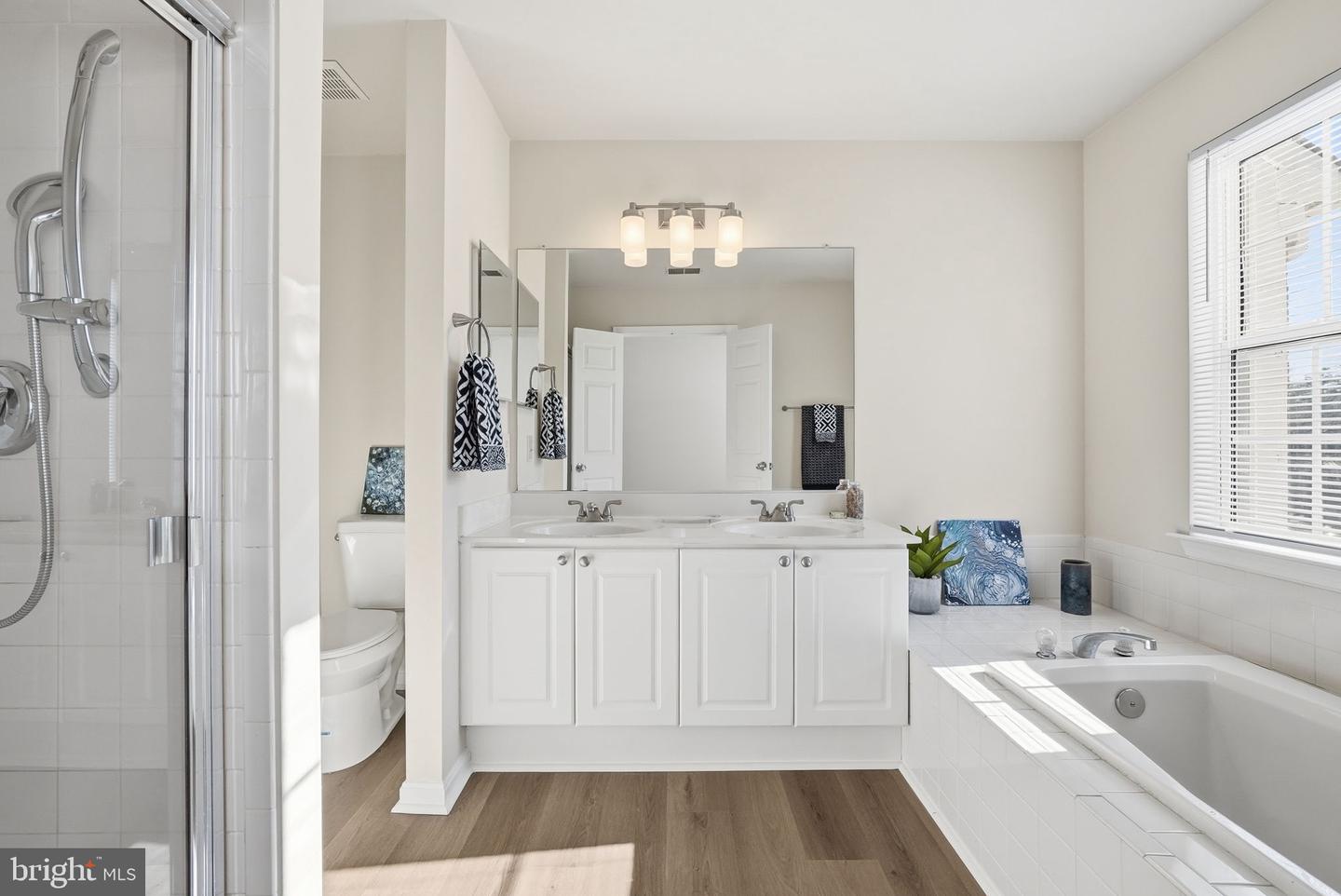 15461 PORT WASHINGTON CT, DUMFRIES, Virginia 22025, 4 Bedrooms Bedrooms, ,3 BathroomsBathrooms,Residential,For sale,15461 PORT WASHINGTON CT,VAPW2110728 MLS # VAPW2110728