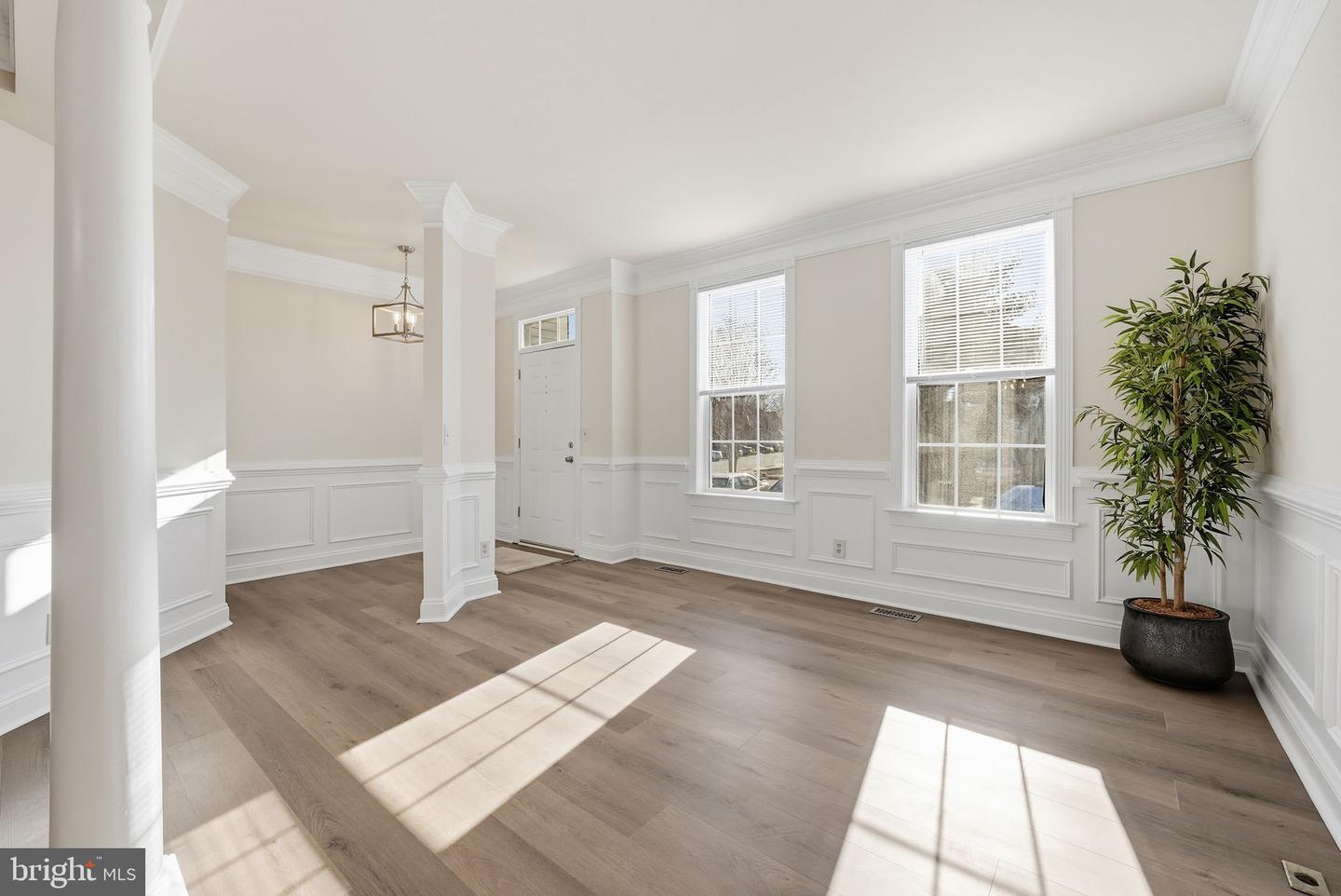 15461 PORT WASHINGTON CT, DUMFRIES, Virginia 22025, 4 Bedrooms Bedrooms, ,3 BathroomsBathrooms,Residential,For sale,15461 PORT WASHINGTON CT,VAPW2110728 MLS # VAPW2110728