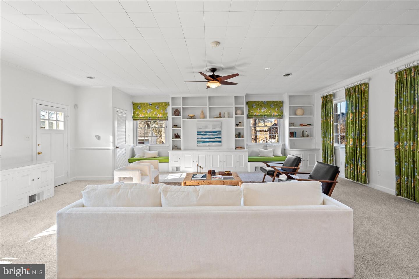 2904 FARM RD, ALEXANDRIA, Virginia 22302, 4 Bedrooms Bedrooms, ,2 BathroomsBathrooms,Residential,For sale,2904 FARM RD,VAAX2053280 MLS # VAAX2053280