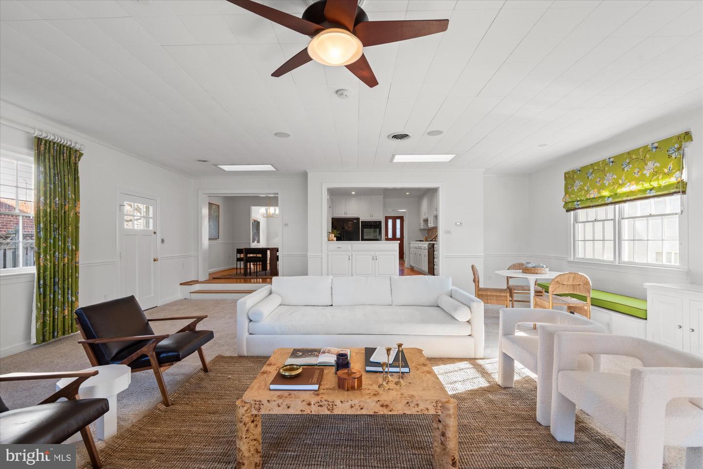 2904 FARM RD, ALEXANDRIA, Virginia 22302, 4 Bedrooms Bedrooms, ,2 BathroomsBathrooms,Residential,For sale,2904 FARM RD,VAAX2053280 MLS # VAAX2053280