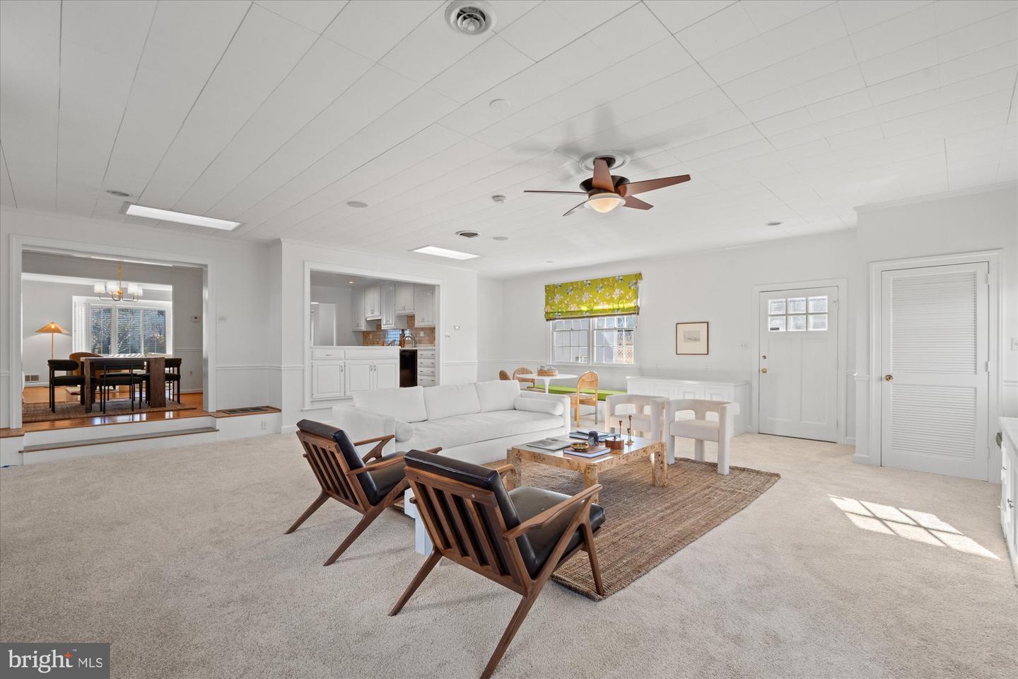 2904 FARM RD, ALEXANDRIA, Virginia 22302, 4 Bedrooms Bedrooms, ,2 BathroomsBathrooms,Residential,For sale,2904 FARM RD,VAAX2053280 MLS # VAAX2053280