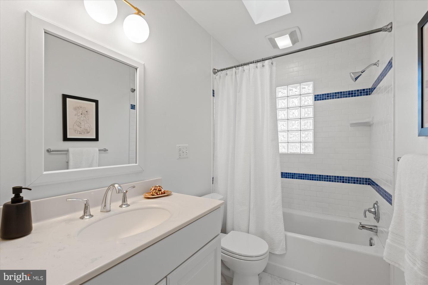 2904 FARM RD, ALEXANDRIA, Virginia 22302, 4 Bedrooms Bedrooms, ,2 BathroomsBathrooms,Residential,For sale,2904 FARM RD,VAAX2053280 MLS # VAAX2053280