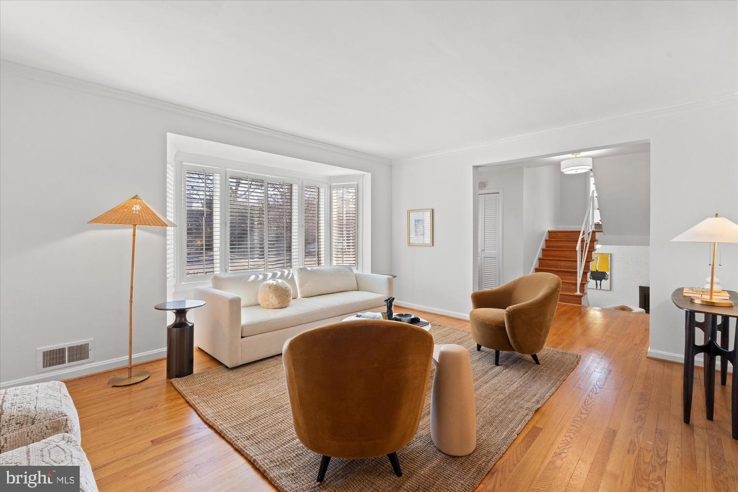 2904 FARM RD, ALEXANDRIA, Virginia 22302, 4 Bedrooms Bedrooms, ,2 BathroomsBathrooms,Residential,For sale,2904 FARM RD,VAAX2053280 MLS # VAAX2053280