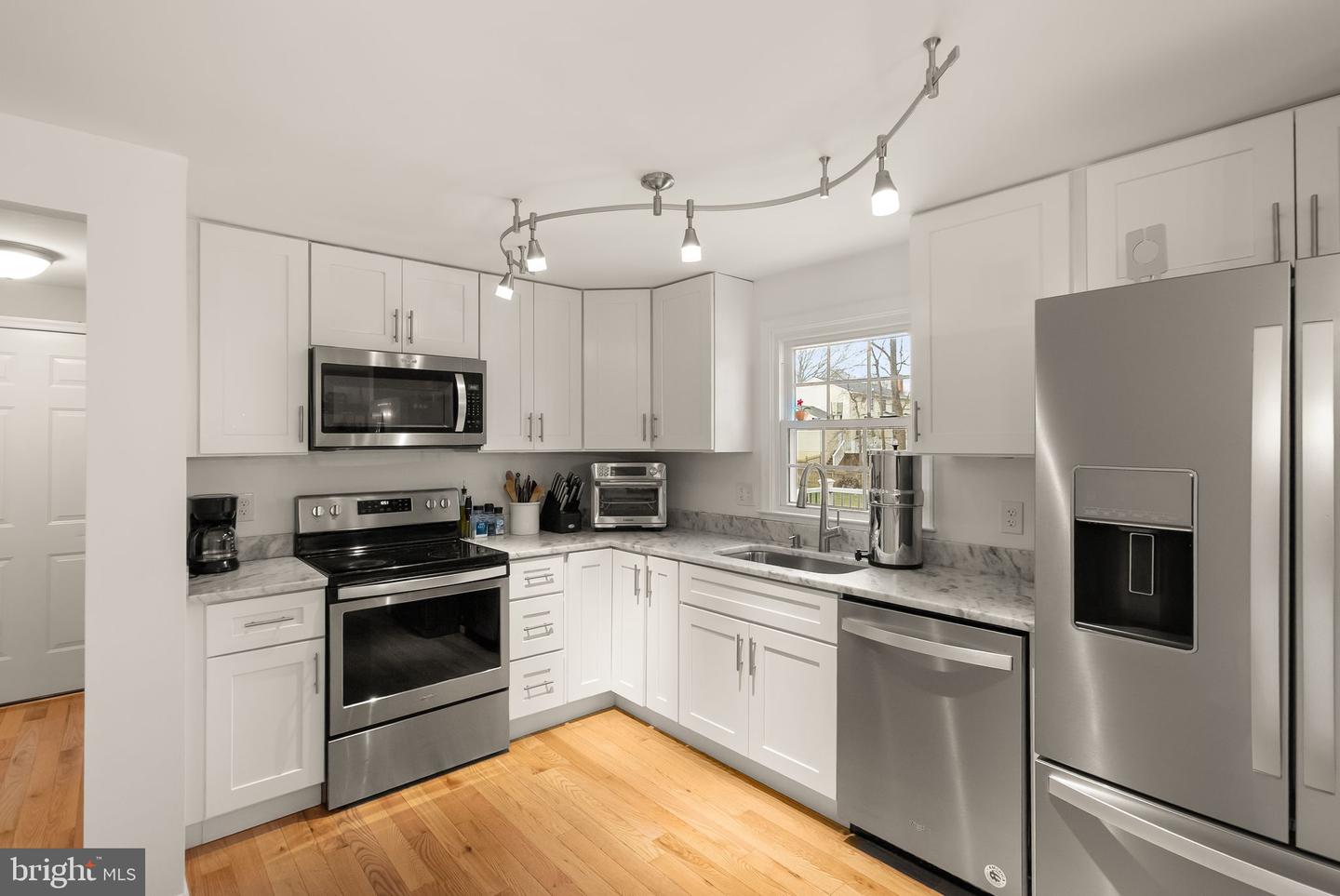 14724 SAINT GERMAIN DR, CENTREVILLE, Virginia 20121, 3 Bedrooms Bedrooms, ,2 BathroomsBathrooms,Residential,For sale,14724 SAINT GERMAIN DR,VAFX2286284 MLS # VAFX2286284