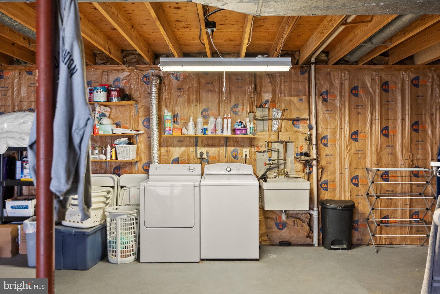 14724 SAINT GERMAIN DR, CENTREVILLE, Virginia 20121, 3 Bedrooms Bedrooms, ,2 BathroomsBathrooms,Residential,For sale,14724 SAINT GERMAIN DR,VAFX2286284 MLS # VAFX2286284