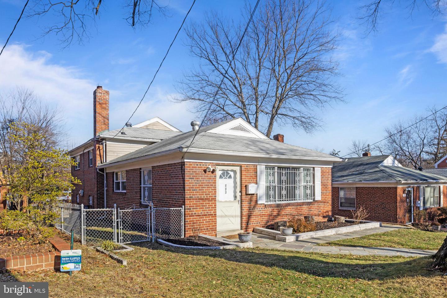 123 WALNUT ST NW, WASHINGTON, District Of Columbia 20012, 4 Bedrooms Bedrooms, ,3 BathroomsBathrooms,Residential,For sale,123 WALNUT ST NW,DCDC2241980 MLS # DCDC2241980 123 WALNUT ST NW, WASHINGTON, District Of Columbia 20012, 4 Bedrooms Bedrooms, ,3 BathroomsBathrooms,Residential,For sale,123 WALNUT ST NW,DCDC2241980 MLS # DCDC2241980