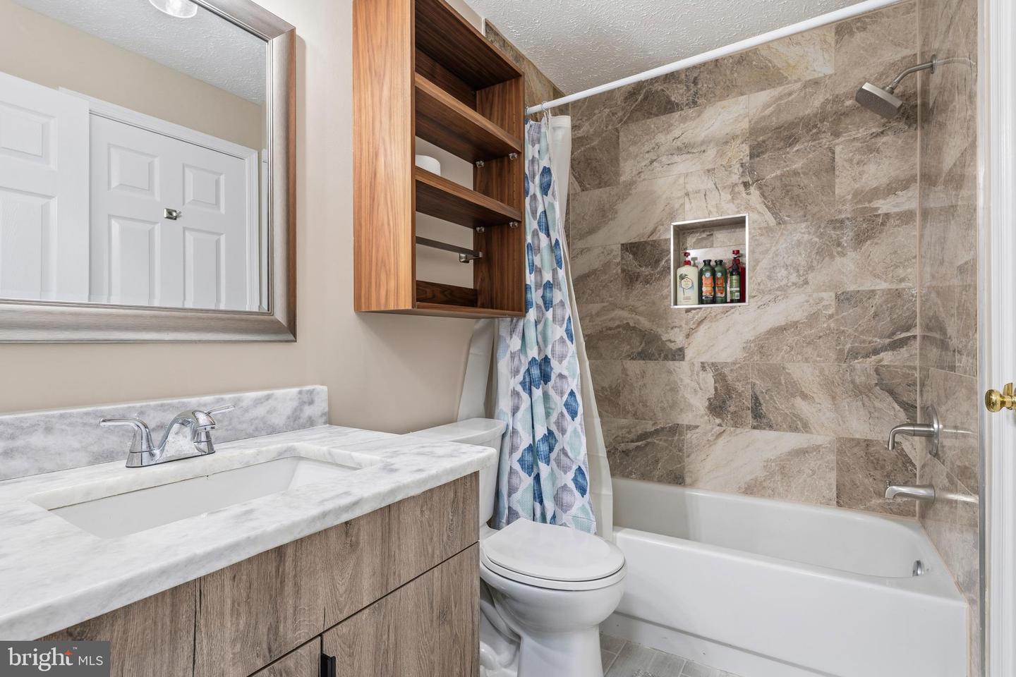 7930 CALVARY CT, MANASSAS, Virginia 20109, 2 Bedrooms Bedrooms, ,2 BathroomsBathrooms,Residential,For sale,7930 CALVARY CT,VAPW2110756 MLS # VAPW2110756