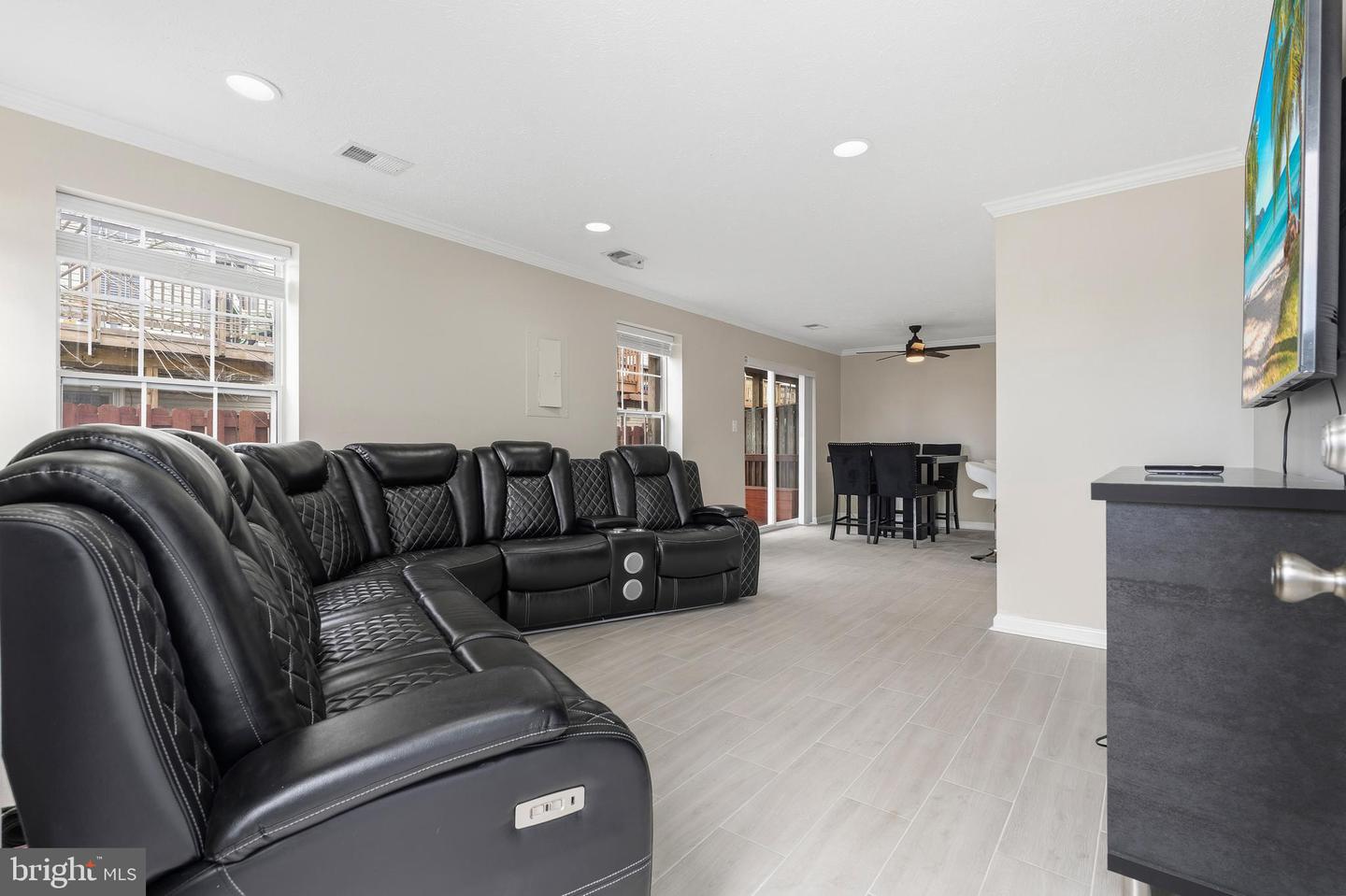 7930 CALVARY CT, MANASSAS, Virginia 20109, 2 Bedrooms Bedrooms, ,2 BathroomsBathrooms,Residential,For sale,7930 CALVARY CT,VAPW2110756 MLS # VAPW2110756