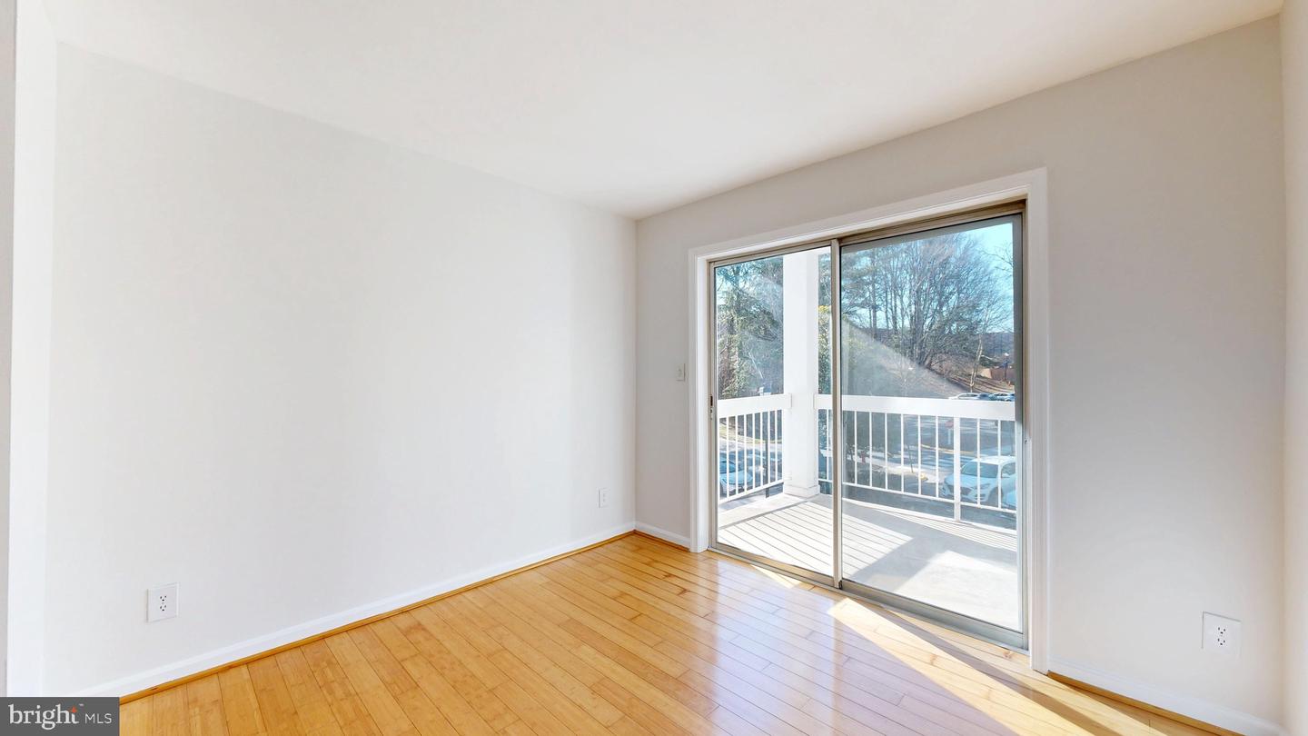 3179 SUMMIT SQUARE DR #2-C4, OAKTON, Virginia 22124, 2 Bedrooms Bedrooms, ,1 BathroomBathrooms,Residential,For sale,3179 SUMMIT SQUARE DR #2-C4,VAFX2286304 MLS # VAFX2286304 3179 SUMMIT SQUARE DR #2-C4, OAKTON, Virginia 22124, 2 Bedrooms Bedrooms, ,1 BathroomBathrooms,Residential,For sale,3179 SUMMIT SQUARE DR #2-C4,VAFX2286304 MLS # VAFX2286304