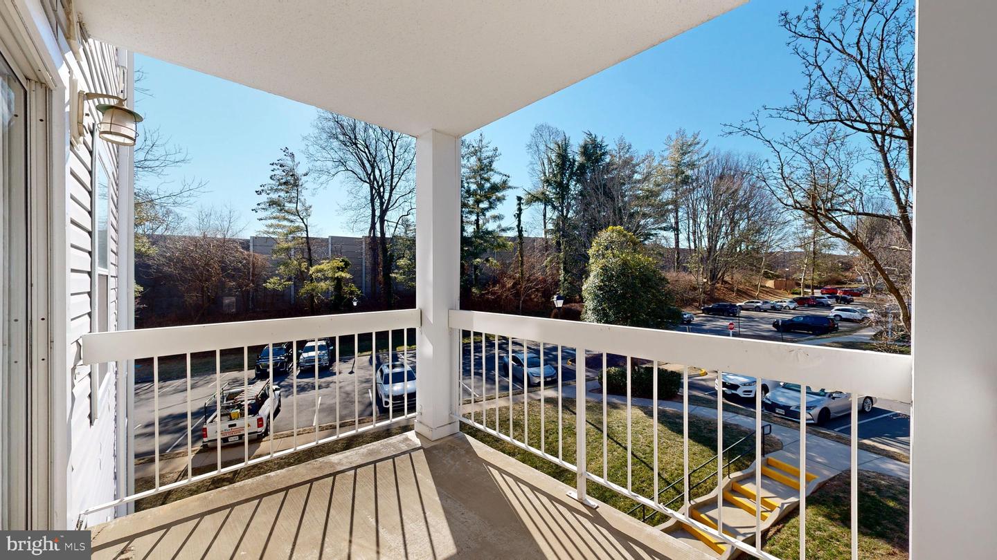 3179 SUMMIT SQUARE DR #2-C4, OAKTON, Virginia 22124, 2 Bedrooms Bedrooms, ,1 BathroomBathrooms,Residential,For sale,3179 SUMMIT SQUARE DR #2-C4,VAFX2286304 MLS # VAFX2286304 3179 SUMMIT SQUARE DR #2-C4, OAKTON, Virginia 22124, 2 Bedrooms Bedrooms, ,1 BathroomBathrooms,Residential,For sale,3179 SUMMIT SQUARE DR #2-C4,VAFX2286304 MLS # VAFX2286304