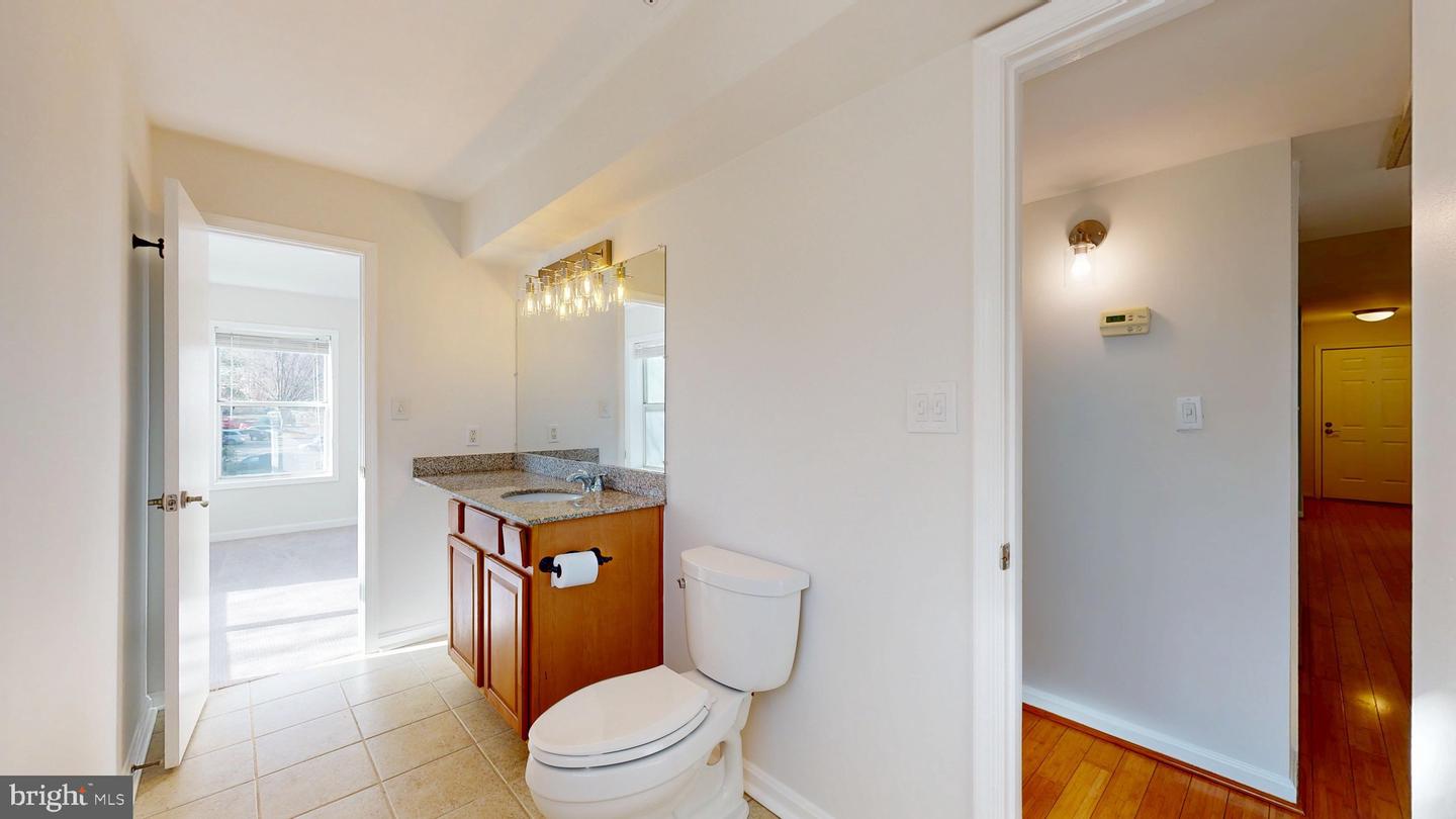 3179 SUMMIT SQUARE DR #2-C4, OAKTON, Virginia 22124, 2 Bedrooms Bedrooms, ,1 BathroomBathrooms,Residential,For sale,3179 SUMMIT SQUARE DR #2-C4,VAFX2286304 MLS # VAFX2286304 3179 SUMMIT SQUARE DR #2-C4, OAKTON, Virginia 22124, 2 Bedrooms Bedrooms, ,1 BathroomBathrooms,Residential,For sale,3179 SUMMIT SQUARE DR #2-C4,VAFX2286304 MLS # VAFX2286304