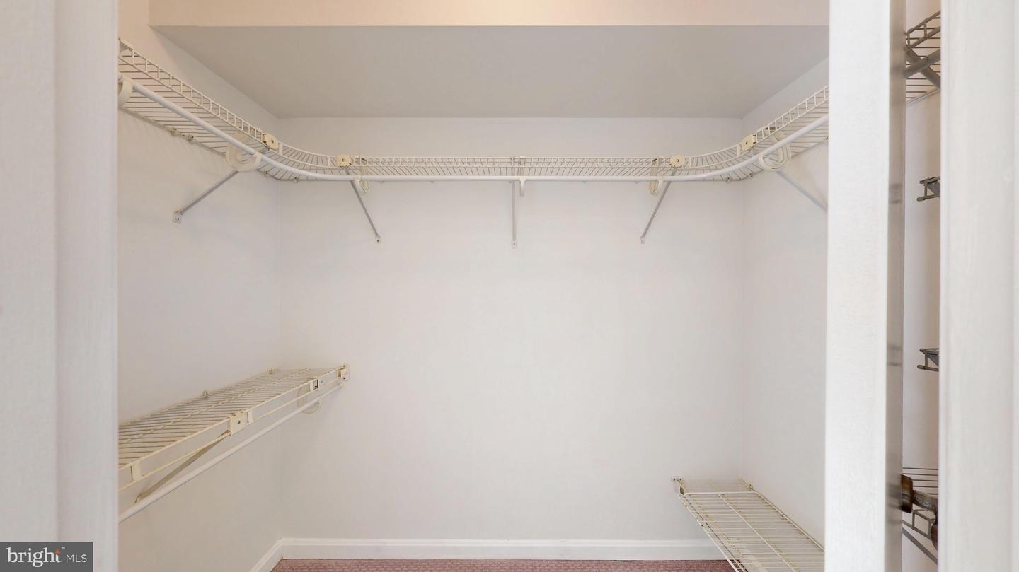 3179 SUMMIT SQUARE DR #2-C4, OAKTON, Virginia 22124, 2 Bedrooms Bedrooms, ,1 BathroomBathrooms,Residential,For sale,3179 SUMMIT SQUARE DR #2-C4,VAFX2286304 MLS # VAFX2286304 3179 SUMMIT SQUARE DR #2-C4, OAKTON, Virginia 22124, 2 Bedrooms Bedrooms, ,1 BathroomBathrooms,Residential,For sale,3179 SUMMIT SQUARE DR #2-C4,VAFX2286304 MLS # VAFX2286304