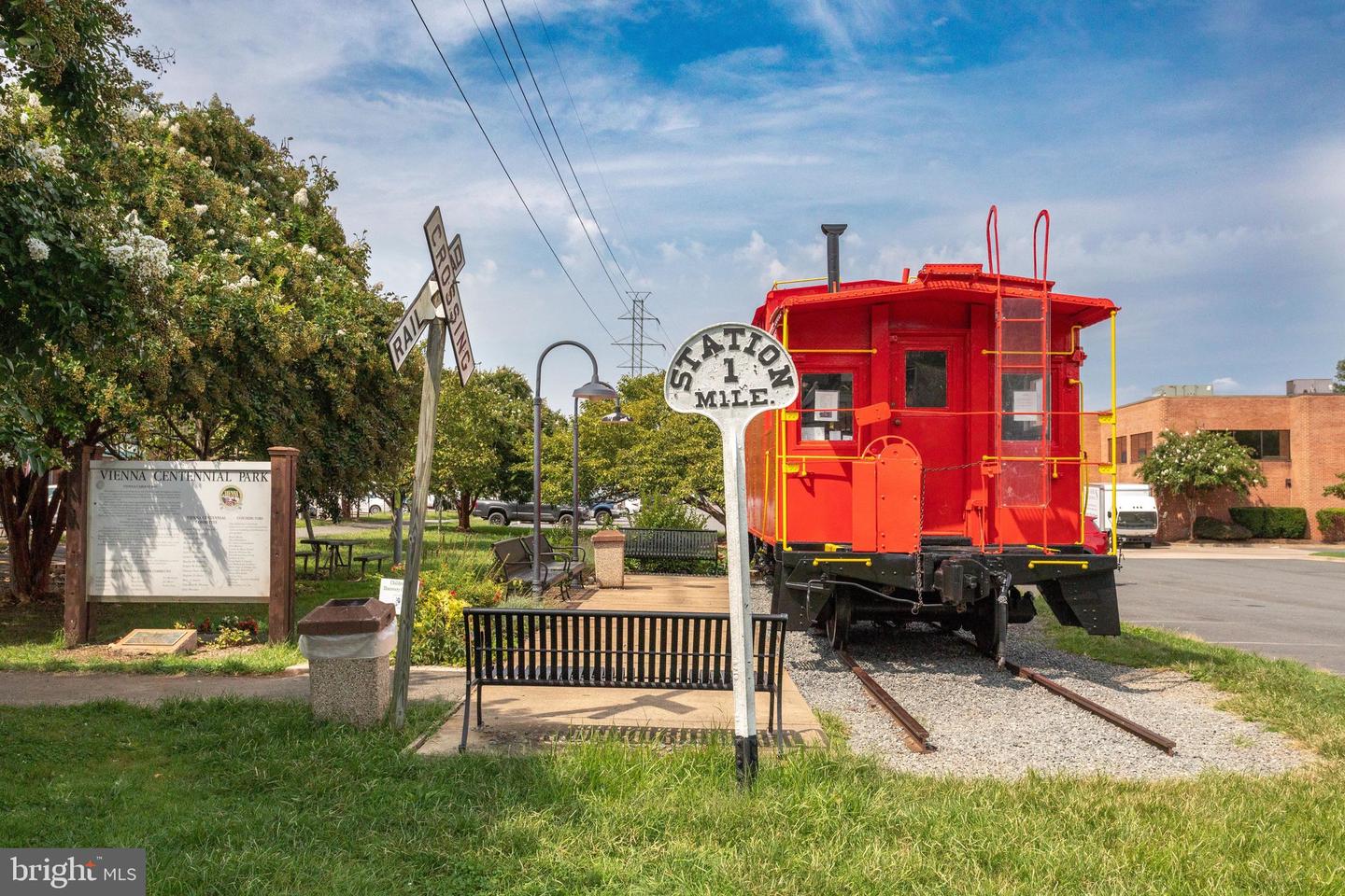 203 LOCUST ST SW, VIENNA, Virginia 22180, 3 Bedrooms Bedrooms, ,3 BathroomsBathrooms,Residential,For sale,203 LOCUST ST SW,VAFX2286308 MLS # VAFX2286308 203 LOCUST ST SW, VIENNA, Virginia 22180, 3 Bedrooms Bedrooms, ,3 BathroomsBathrooms,Residential,For sale,203 LOCUST ST SW,VAFX2286308 MLS # VAFX2286308