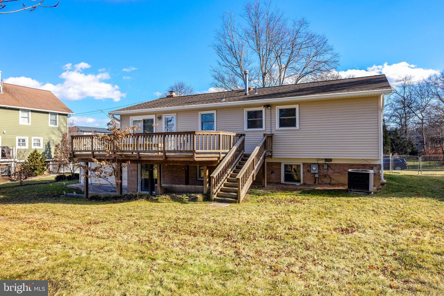 203 LOCUST ST SW, VIENNA, Virginia 22180, 3 Bedrooms Bedrooms, ,3 BathroomsBathrooms,Residential,For sale,203 LOCUST ST SW,VAFX2286308 MLS # VAFX2286308 203 LOCUST ST SW, VIENNA, Virginia 22180, 3 Bedrooms Bedrooms, ,3 BathroomsBathrooms,Residential,For sale,203 LOCUST ST SW,VAFX2286308 MLS # VAFX2286308