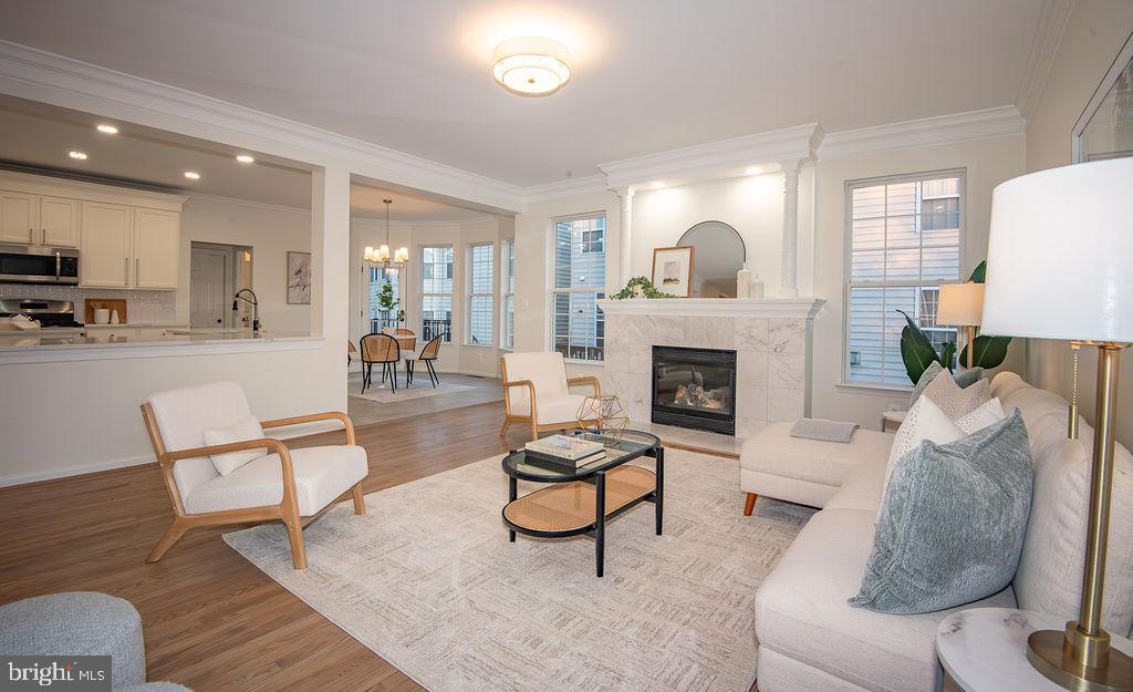 4183 WHITLOW PL, CHANTILLY, Virginia 20151, 4 Bedrooms Bedrooms, ,4 BathroomsBathrooms,Residential,For sale,4183 WHITLOW PL,VAFX2286404 MLS # VAFX2286404