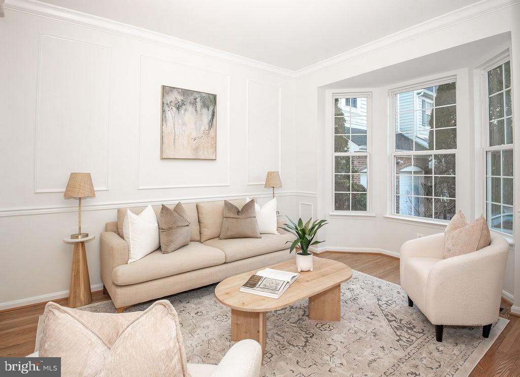 4183 WHITLOW PL, CHANTILLY, Virginia 20151, 4 Bedrooms Bedrooms, ,4 BathroomsBathrooms,Residential,For sale,4183 WHITLOW PL,VAFX2286404 MLS # VAFX2286404