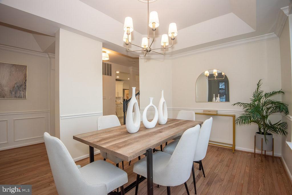 4183 WHITLOW PL, CHANTILLY, Virginia 20151, 4 Bedrooms Bedrooms, ,4 BathroomsBathrooms,Residential,For sale,4183 WHITLOW PL,VAFX2286404 MLS # VAFX2286404