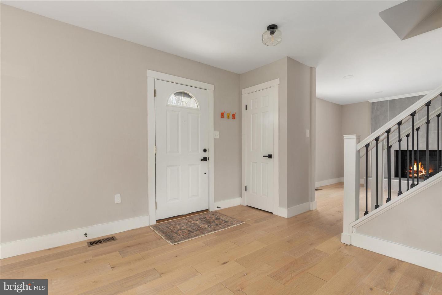 1002 KERGE CT SE, VIENNA, Virginia 22180, 5 Bedrooms Bedrooms, ,3 BathroomsBathrooms,Residential,For sale,1002 KERGE CT SE,VAFX2286428 MLS # VAFX2286428