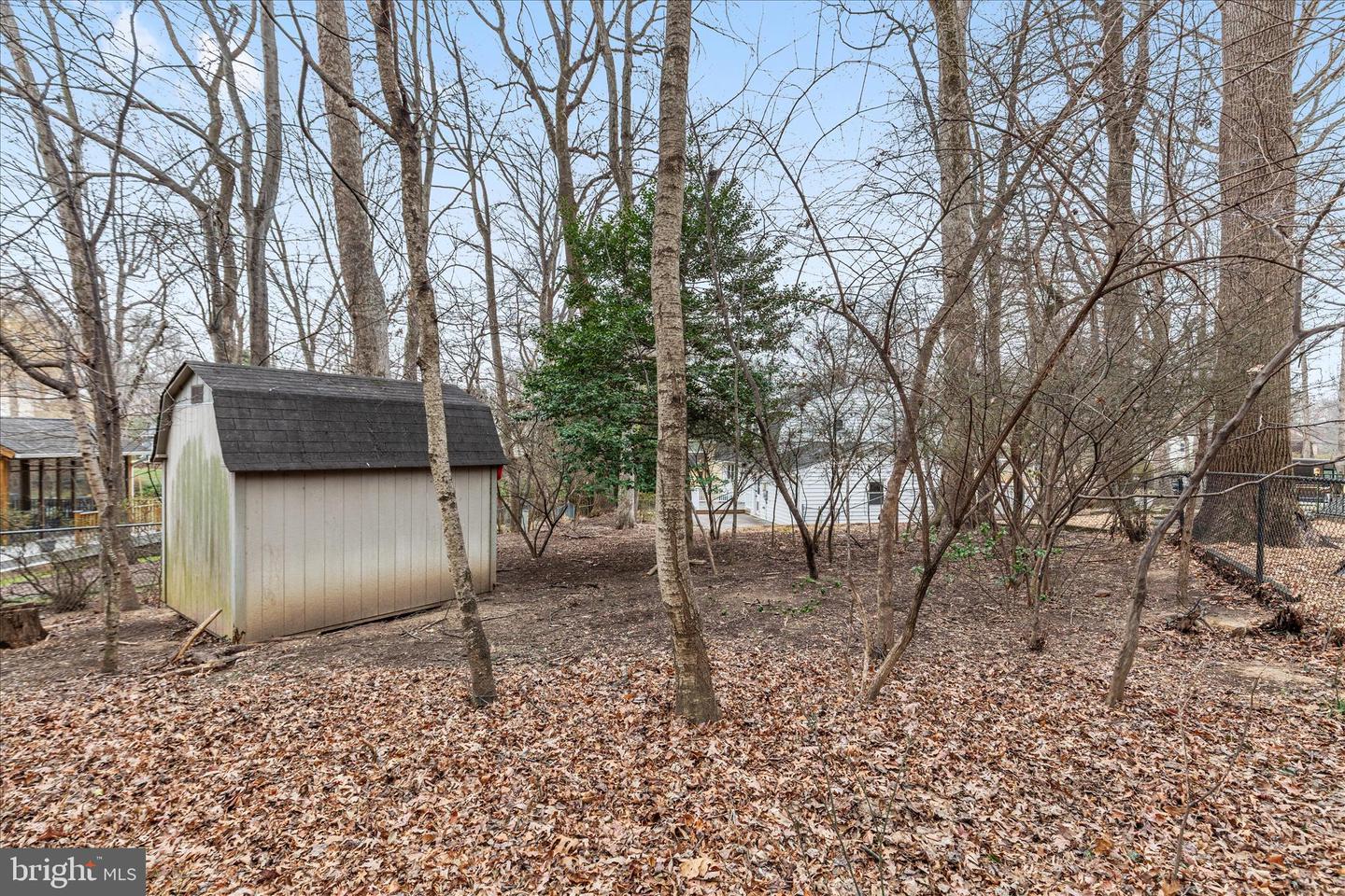 1002 KERGE CT SE, VIENNA, Virginia 22180, 5 Bedrooms Bedrooms, ,3 BathroomsBathrooms,Residential,For sale,1002 KERGE CT SE,VAFX2286428 MLS # VAFX2286428