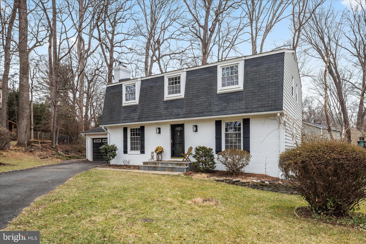 1002 KERGE CT SE, VIENNA, Virginia 22180, 5 Bedrooms Bedrooms, ,3 BathroomsBathrooms,Residential,For sale,1002 KERGE CT SE,VAFX2286428 MLS # VAFX2286428