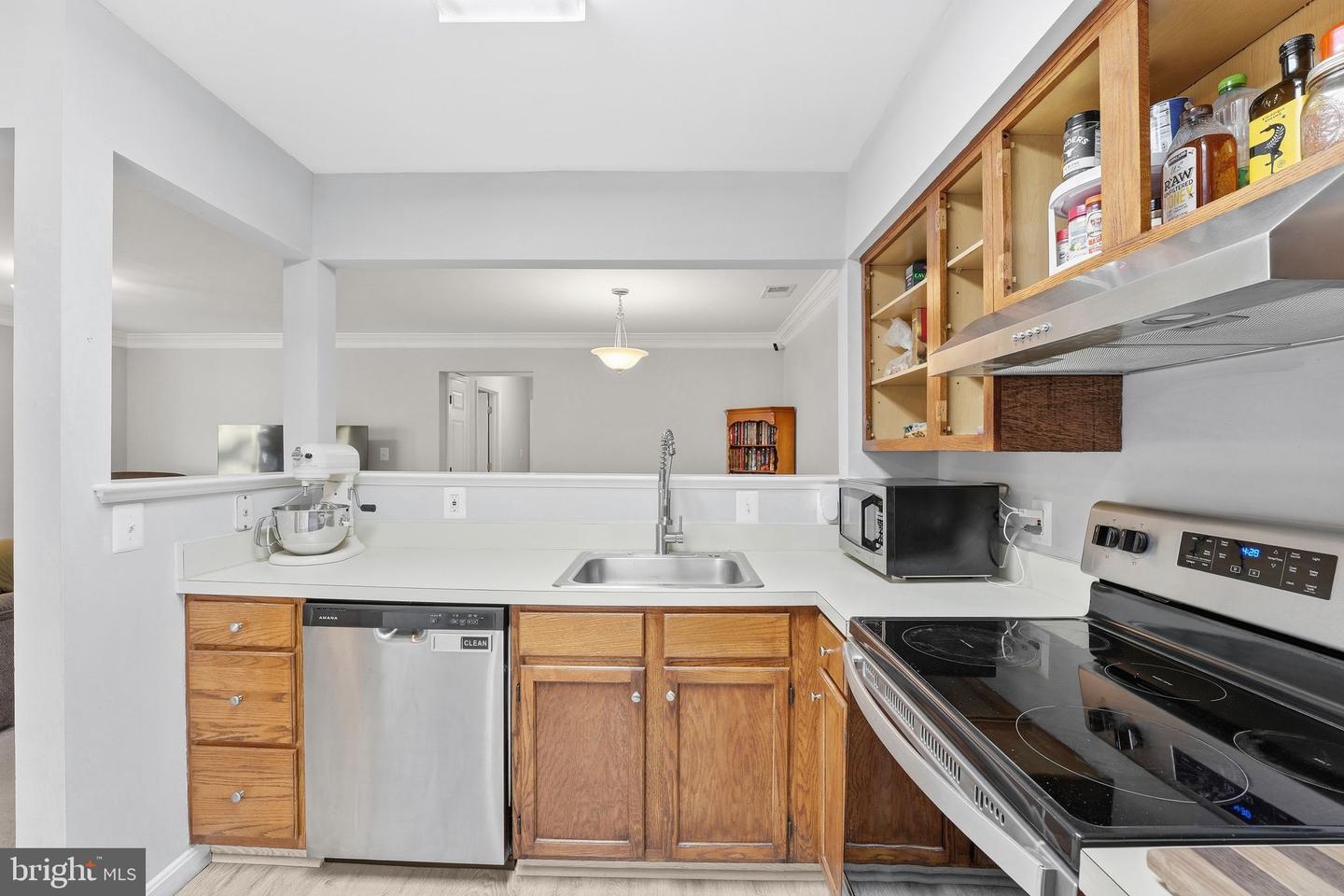 9458 SCARLET OAK DR, MANASSAS, Virginia 20110, 2 Bedrooms Bedrooms, ,2 BathroomsBathrooms,Residential,For sale,9458 SCARLET OAK DR,VAMN2009976 MLS # VAMN2009976 9458 SCARLET OAK DR, MANASSAS, Virginia 20110, 2 Bedrooms Bedrooms, ,2 BathroomsBathrooms,Residential,For sale,9458 SCARLET OAK DR,VAMN2009976 MLS # VAMN2009976