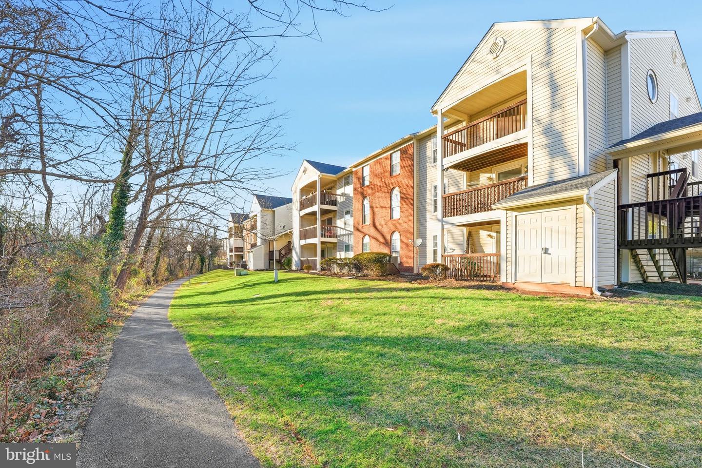 9458 SCARLET OAK DR, MANASSAS, Virginia 20110, 2 Bedrooms Bedrooms, ,2 BathroomsBathrooms,Residential,For sale,9458 SCARLET OAK DR,VAMN2009976 MLS # VAMN2009976 9458 SCARLET OAK DR, MANASSAS, Virginia 20110, 2 Bedrooms Bedrooms, ,2 BathroomsBathrooms,Residential,For sale,9458 SCARLET OAK DR,VAMN2009976 MLS # VAMN2009976