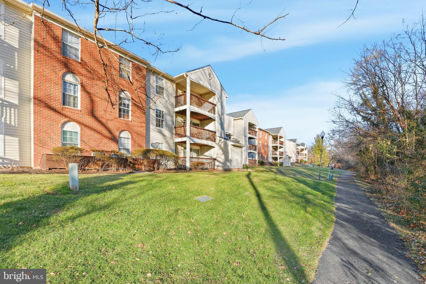 9458 SCARLET OAK DR, MANASSAS, Virginia 20110, 2 Bedrooms Bedrooms, ,2 BathroomsBathrooms,Residential,For sale,9458 SCARLET OAK DR,VAMN2009976 MLS # VAMN2009976 9458 SCARLET OAK DR, MANASSAS, Virginia 20110, 2 Bedrooms Bedrooms, ,2 BathroomsBathrooms,Residential,For sale,9458 SCARLET OAK DR,VAMN2009976 MLS # VAMN2009976