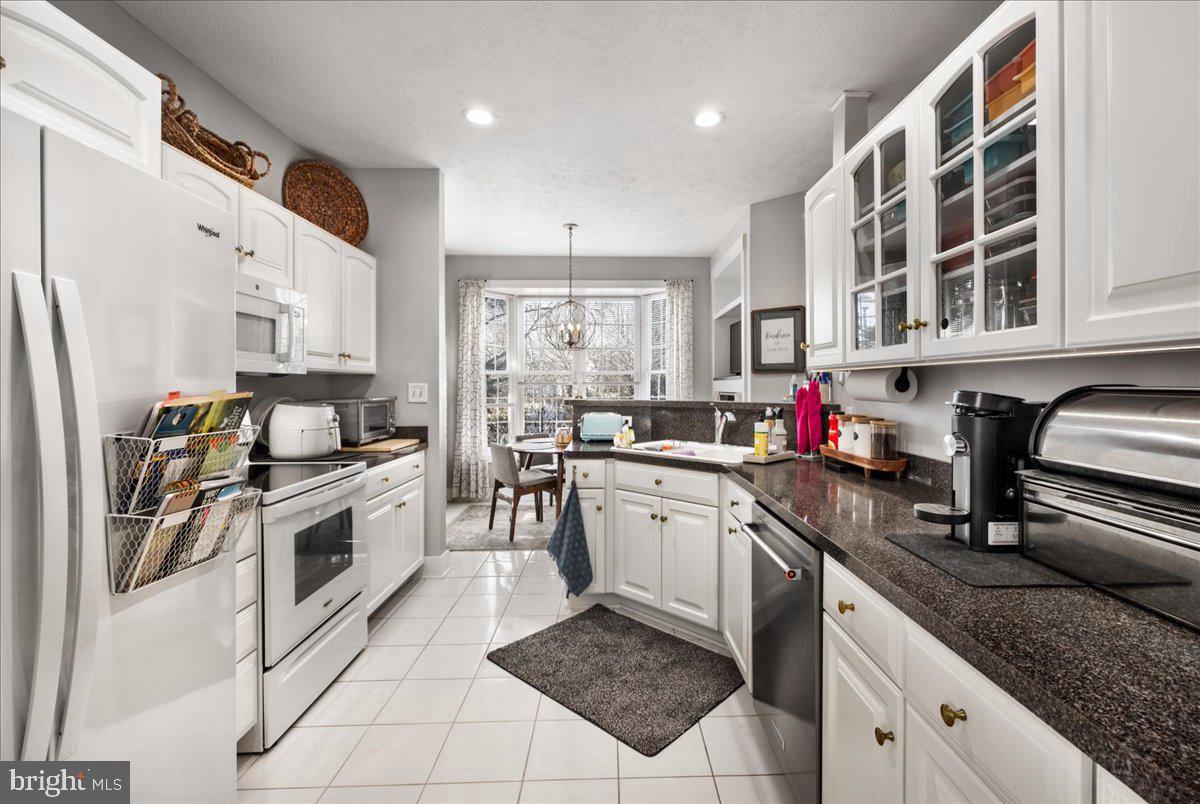 832 WINDER CT, WINCHESTER, Virginia 22601, 3 Bedrooms Bedrooms, 5 Rooms Rooms,2 BathroomsBathrooms,Residential,For sale,832 WINDER CT,VAWI2009800 MLS # VAWI2009800