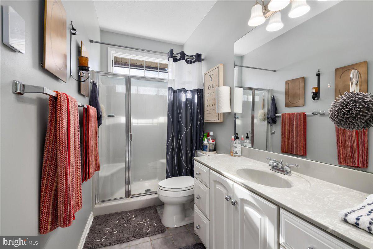 832 WINDER CT, WINCHESTER, Virginia 22601, 3 Bedrooms Bedrooms, 5 Rooms Rooms,2 BathroomsBathrooms,Residential,For sale,832 WINDER CT,VAWI2009800 MLS # VAWI2009800