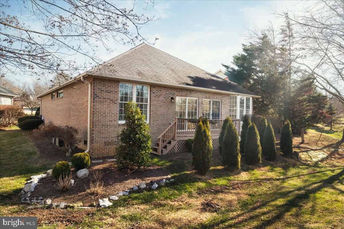 832 WINDER CT, WINCHESTER, Virginia 22601, 3 Bedrooms Bedrooms, 5 Rooms Rooms,2 BathroomsBathrooms,Residential,For sale,832 WINDER CT,VAWI2009800 MLS # VAWI2009800