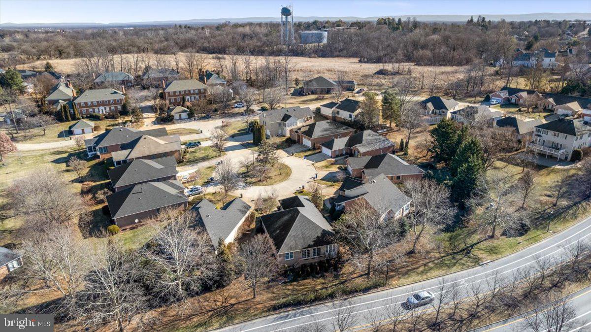 832 WINDER CT, WINCHESTER, Virginia 22601, 3 Bedrooms Bedrooms, 5 Rooms Rooms,2 BathroomsBathrooms,Residential,For sale,832 WINDER CT,VAWI2009800 MLS # VAWI2009800