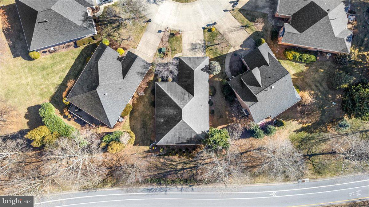 832 WINDER CT, WINCHESTER, Virginia 22601, 3 Bedrooms Bedrooms, 5 Rooms Rooms,2 BathroomsBathrooms,Residential,For sale,832 WINDER CT,VAWI2009800 MLS # VAWI2009800