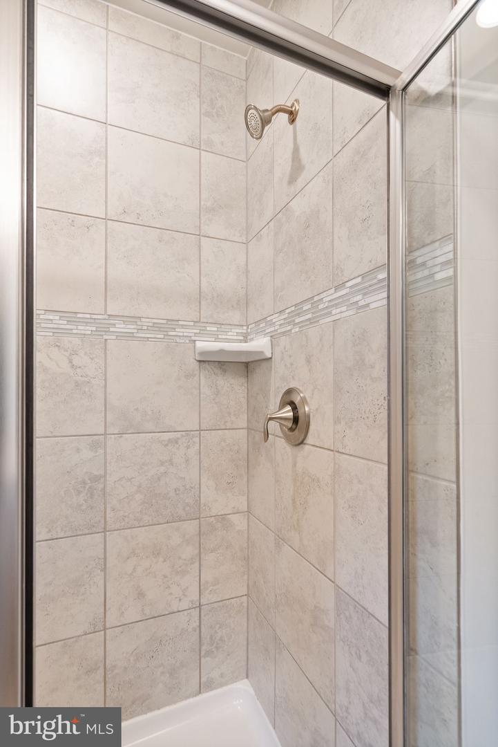 43361 RADFORD DIVIDE TER, ASHBURN, Virginia 20148, 3 Bedrooms Bedrooms, ,2 BathroomsBathrooms,Residential,For sale,43361 RADFORD DIVIDE TER,VALO2114200 MLS # VALO2114200