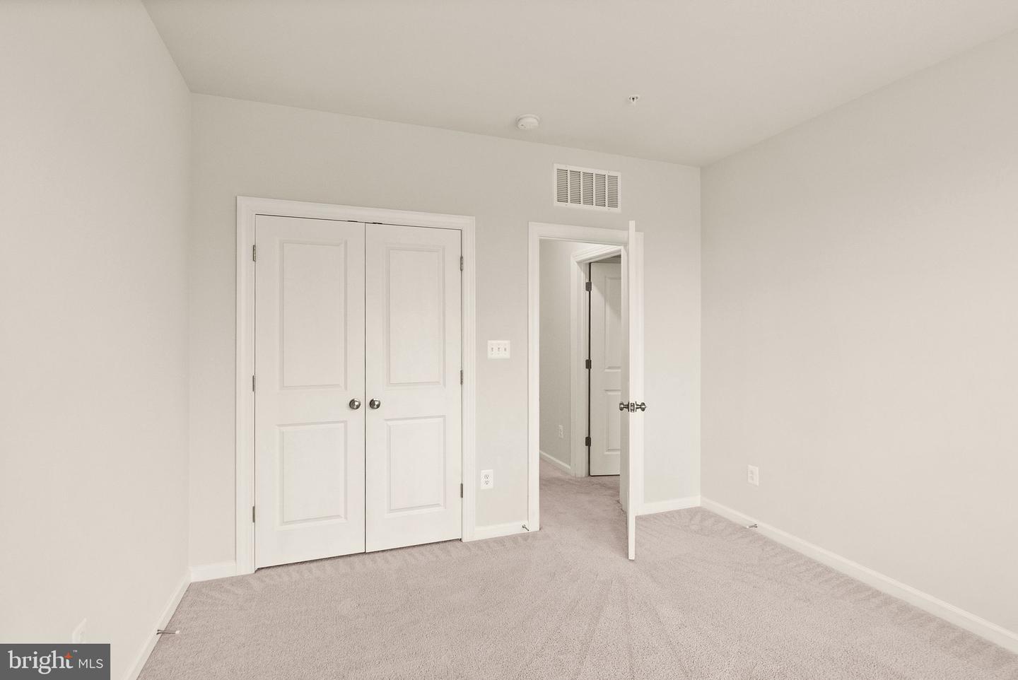 43361 RADFORD DIVIDE TER, ASHBURN, Virginia 20148, 3 Bedrooms Bedrooms, ,2 BathroomsBathrooms,Residential,For sale,43361 RADFORD DIVIDE TER,VALO2114200 MLS # VALO2114200