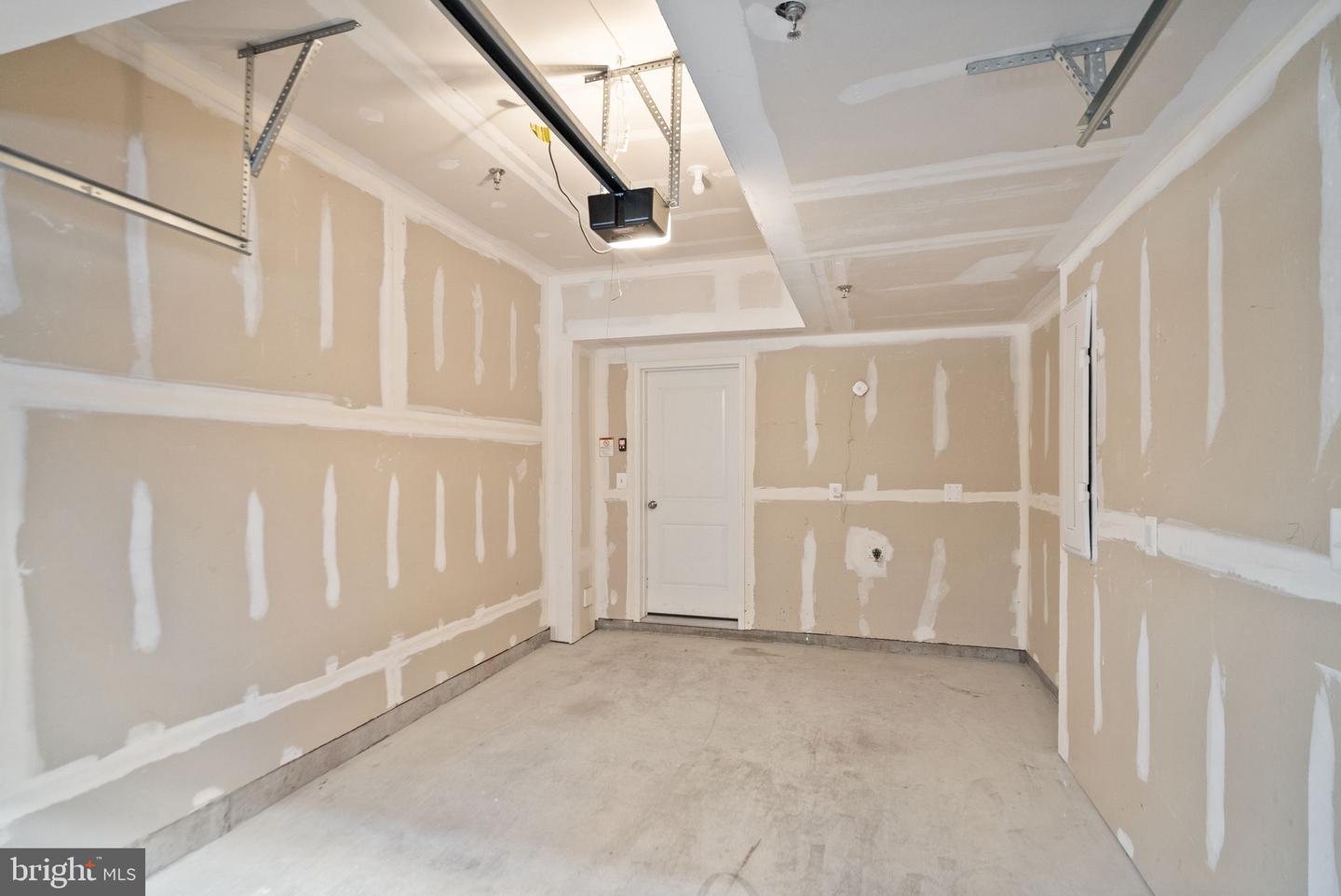 43361 RADFORD DIVIDE TER, ASHBURN, Virginia 20148, 3 Bedrooms Bedrooms, ,2 BathroomsBathrooms,Residential,For sale,43361 RADFORD DIVIDE TER,VALO2114200 MLS # VALO2114200