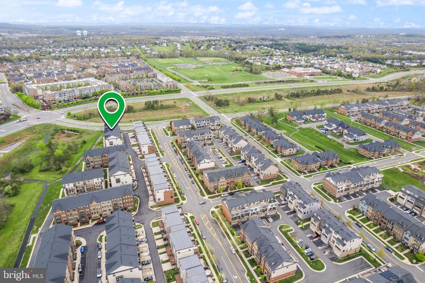 43361 RADFORD DIVIDE TER, ASHBURN, Virginia 20148, 3 Bedrooms Bedrooms, ,2 BathroomsBathrooms,Residential,For sale,43361 RADFORD DIVIDE TER,VALO2114200 MLS # VALO2114200