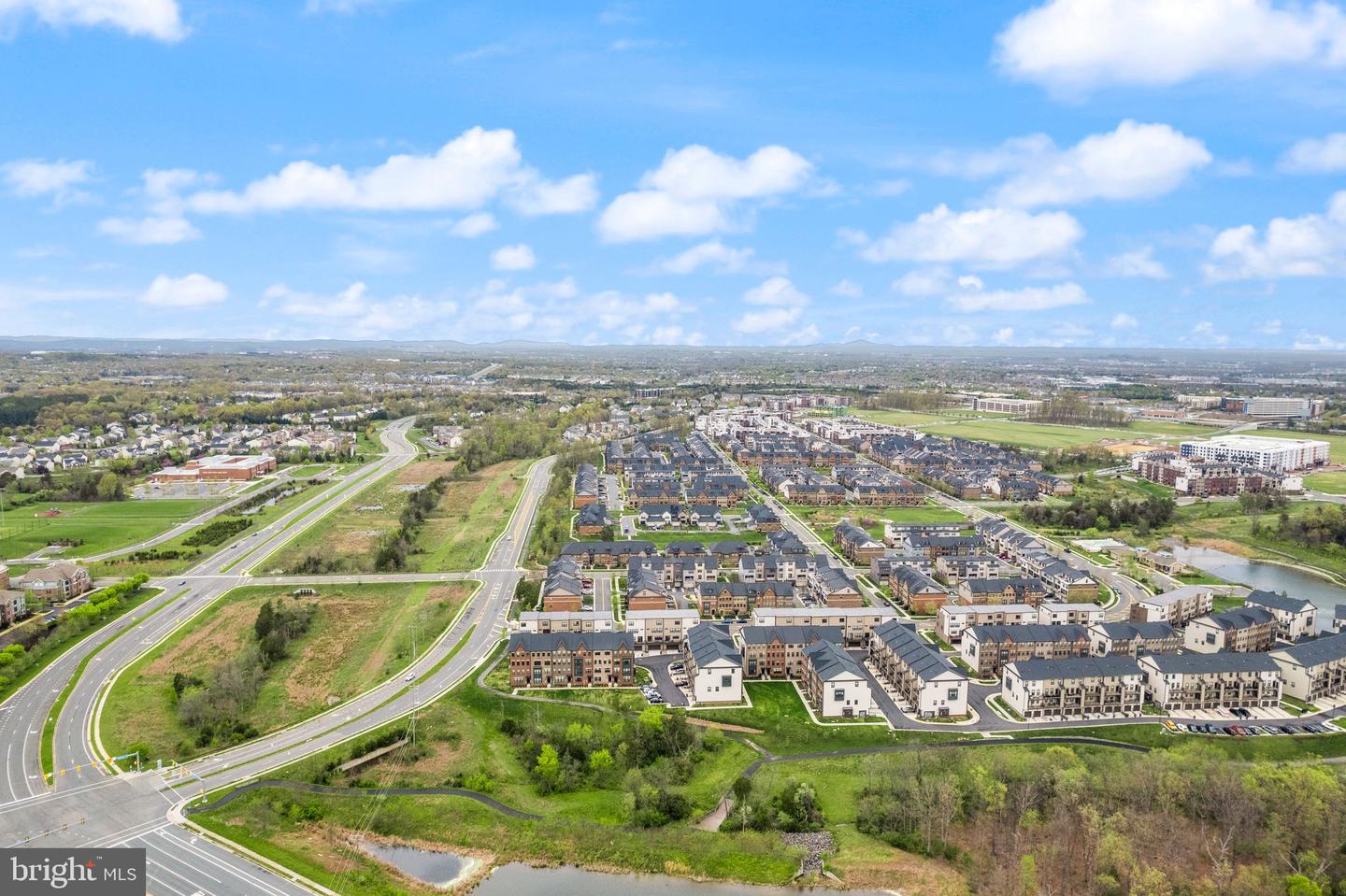 43361 RADFORD DIVIDE TER, ASHBURN, Virginia 20148, 3 Bedrooms Bedrooms, ,2 BathroomsBathrooms,Residential,For sale,43361 RADFORD DIVIDE TER,VALO2114200 MLS # VALO2114200