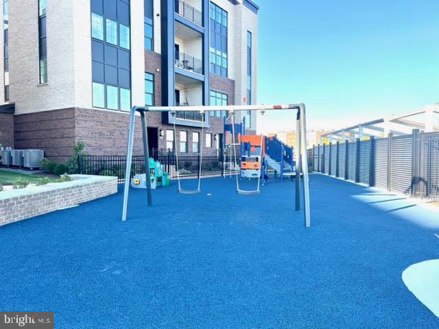 43361 RADFORD DIVIDE TER, ASHBURN, Virginia 20148, 3 Bedrooms Bedrooms, ,2 BathroomsBathrooms,Residential,For sale,43361 RADFORD DIVIDE TER,VALO2114200 MLS # VALO2114200