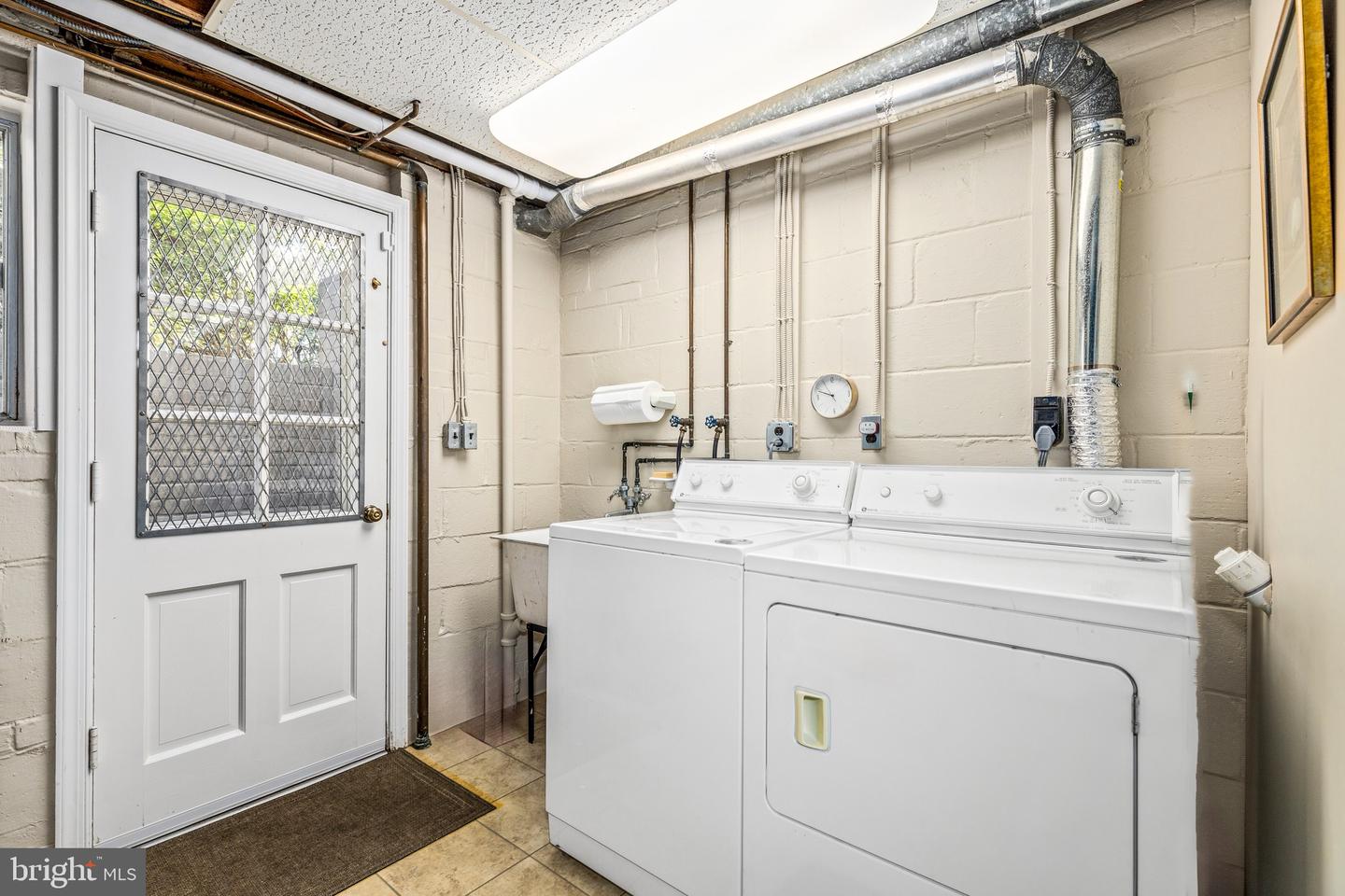 4225 50TH ST NW, WASHINGTON, District Of Columbia 20016, 3 Bedrooms Bedrooms, ,3 BathroomsBathrooms,Residential,For sale,4225 50TH ST NW,DCDC2242110 MLS # DCDC2242110