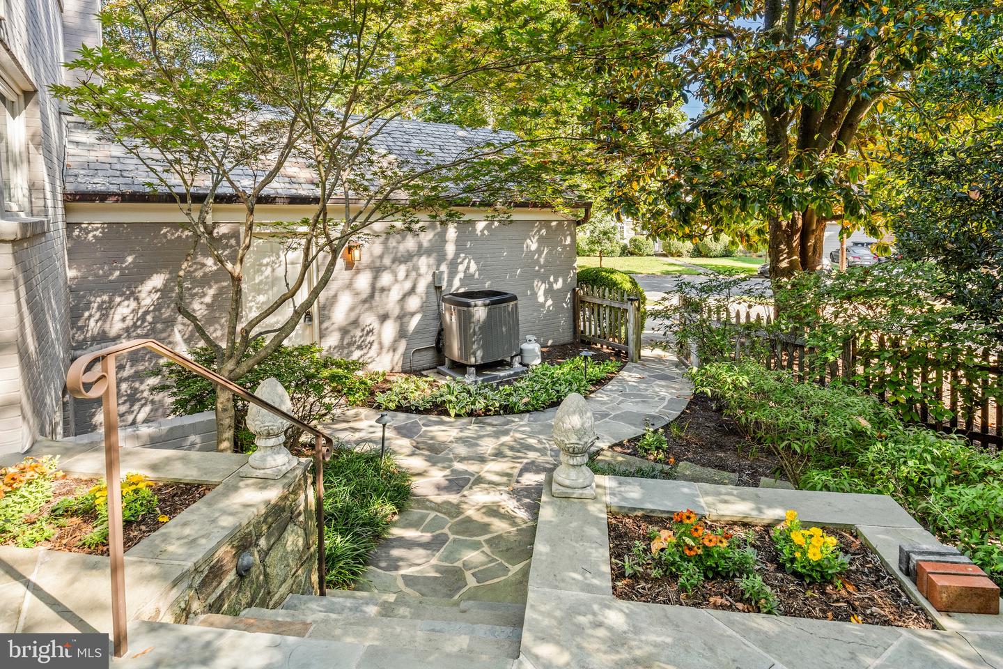 4225 50TH ST NW, WASHINGTON, District Of Columbia 20016, 3 Bedrooms Bedrooms, ,3 BathroomsBathrooms,Residential,For sale,4225 50TH ST NW,DCDC2242110 MLS # DCDC2242110