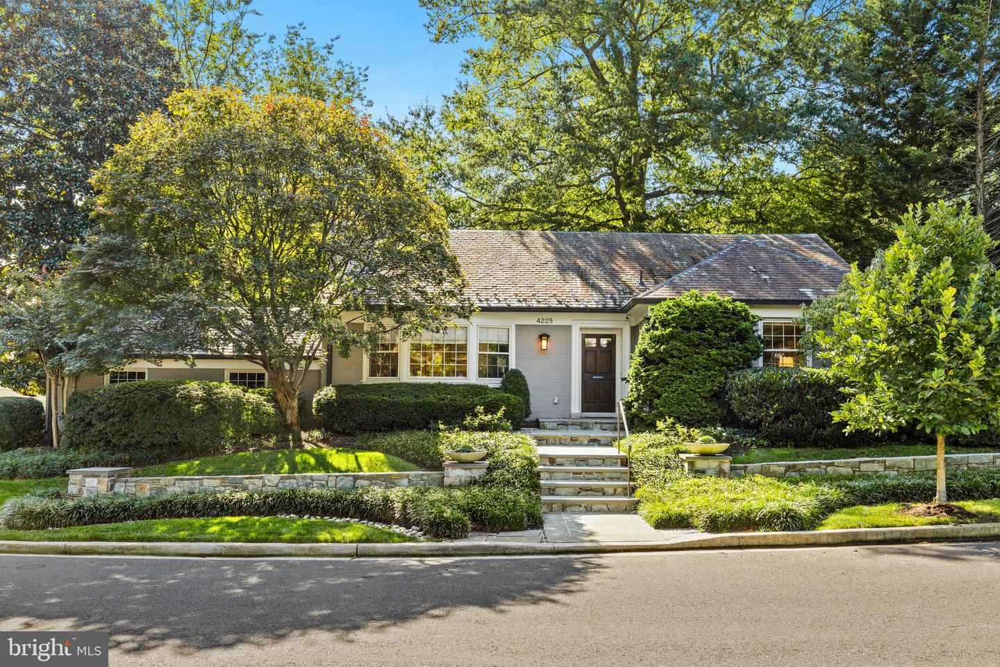 4225 50TH ST NW, WASHINGTON, District Of Columbia 20016, 3 Bedrooms Bedrooms, ,3 BathroomsBathrooms,Residential,For sale,4225 50TH ST NW,DCDC2242110 MLS # DCDC2242110