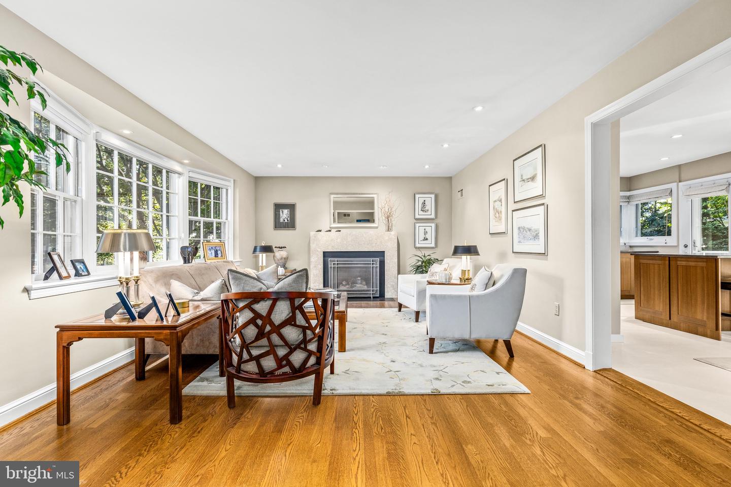 4225 50TH ST NW, WASHINGTON, District Of Columbia 20016, 3 Bedrooms Bedrooms, ,3 BathroomsBathrooms,Residential,For sale,4225 50TH ST NW,DCDC2242110 MLS # DCDC2242110