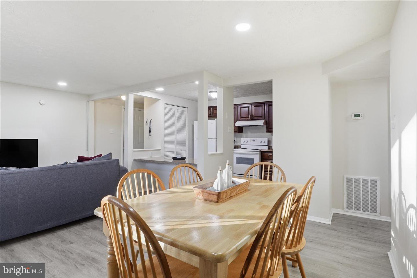 8386 BROCKHAM DR #F, ALEXANDRIA, Virginia 22309, 2 Bedrooms Bedrooms, ,2 BathroomsBathrooms,Residential,For sale,8386 BROCKHAM DR #F,VAFX2286544 MLS # VAFX2286544 8386 BROCKHAM DR #F, ALEXANDRIA, Virginia 22309, 2 Bedrooms Bedrooms, ,2 BathroomsBathrooms,Residential,For sale,8386 BROCKHAM DR #F,VAFX2286544 MLS # VAFX2286544