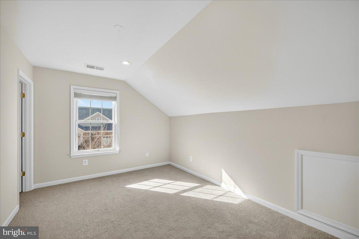 6159 FERRIER CT, GAINESVILLE, Virginia 20155, 3 Bedrooms Bedrooms, 14 Rooms Rooms,3 BathroomsBathrooms,Residential,For sale,6159 FERRIER CT,VAPW2110838 MLS # VAPW2110838